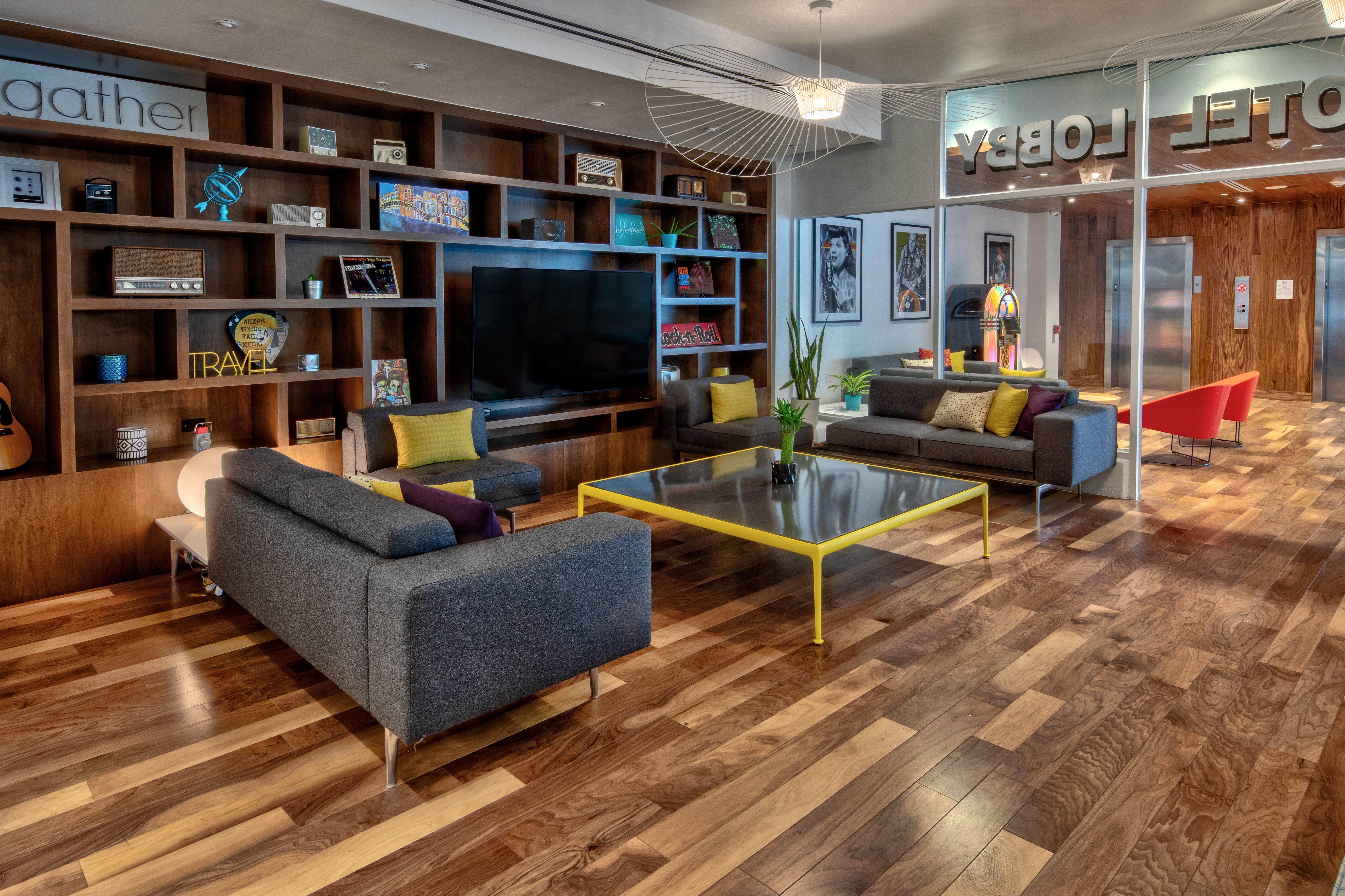 Econo Lodge Downtown Memphis Bagian luar foto