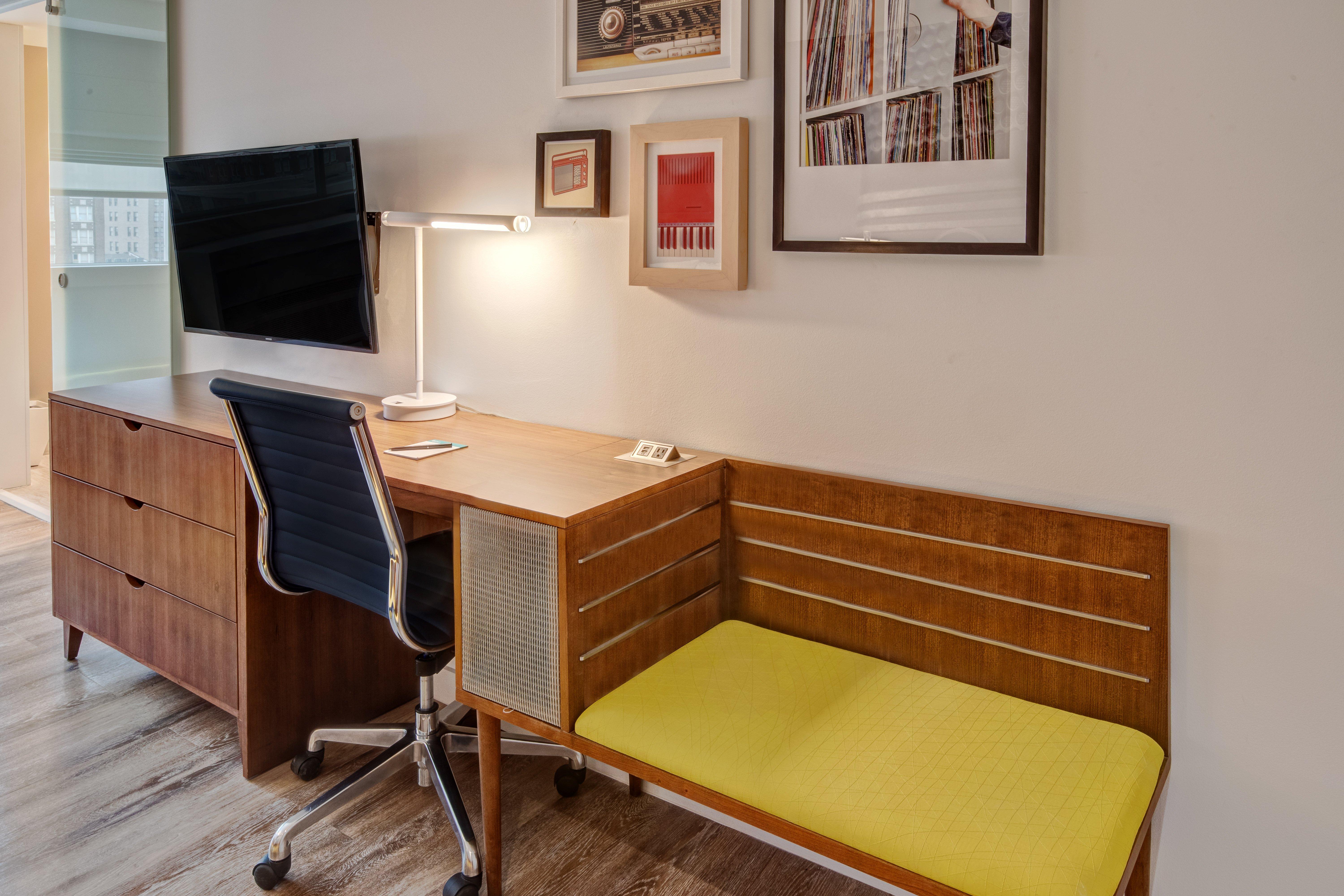Econo Lodge Downtown Memphis Bagian luar foto