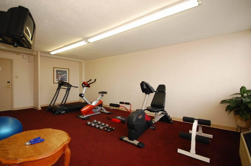 Econo Lodge Downtown Memphis Bagian luar foto