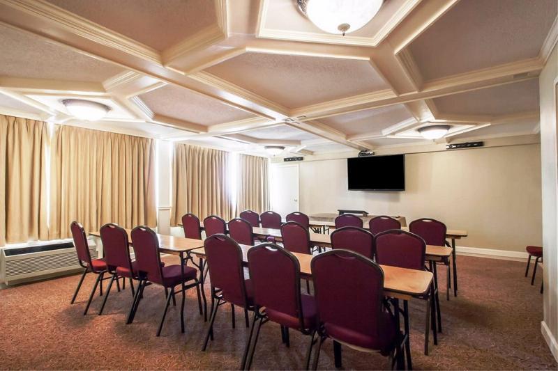 Econo Lodge Downtown Memphis Bagian luar foto